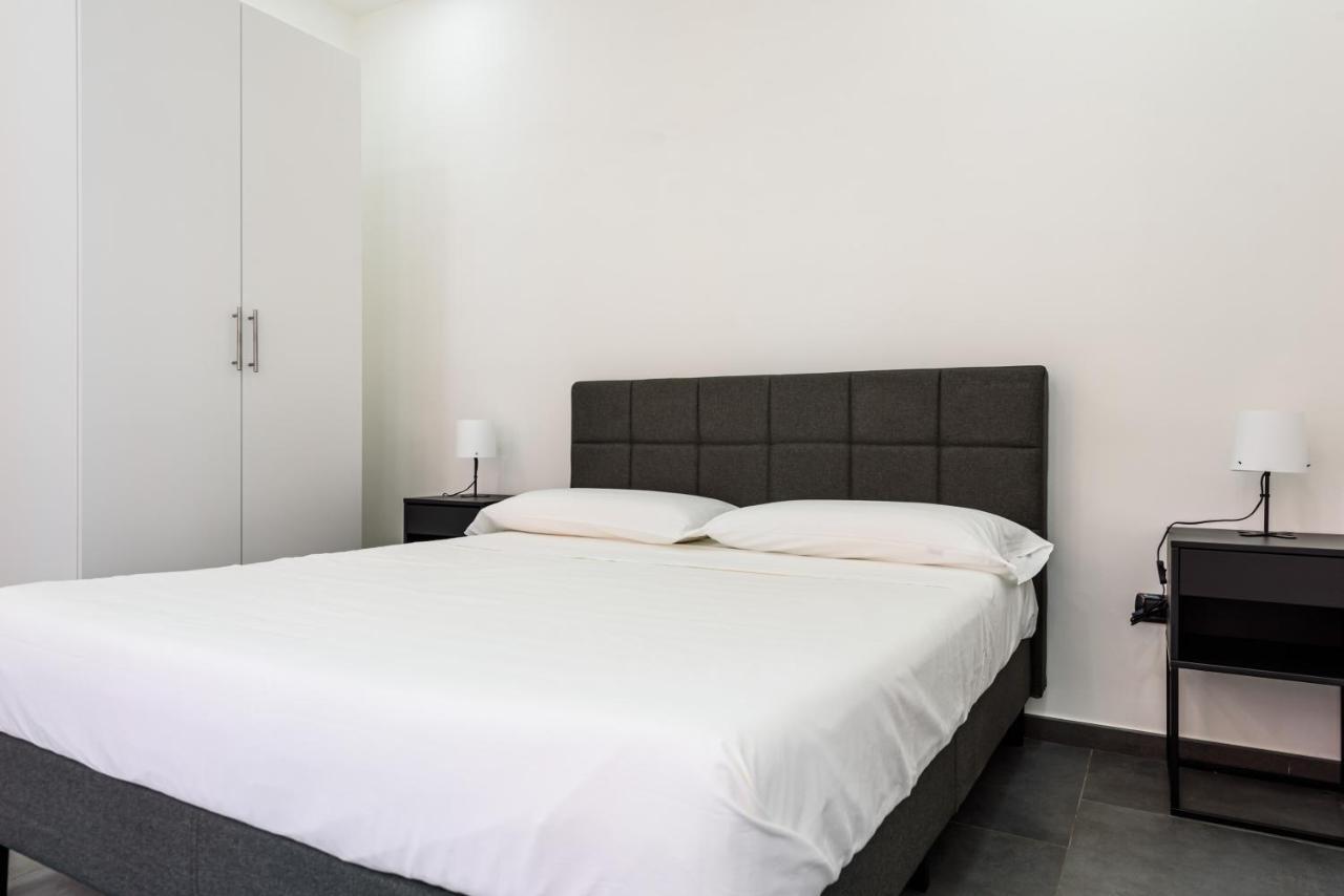Tommaseo Seaside Apartments Naples Exterior photo