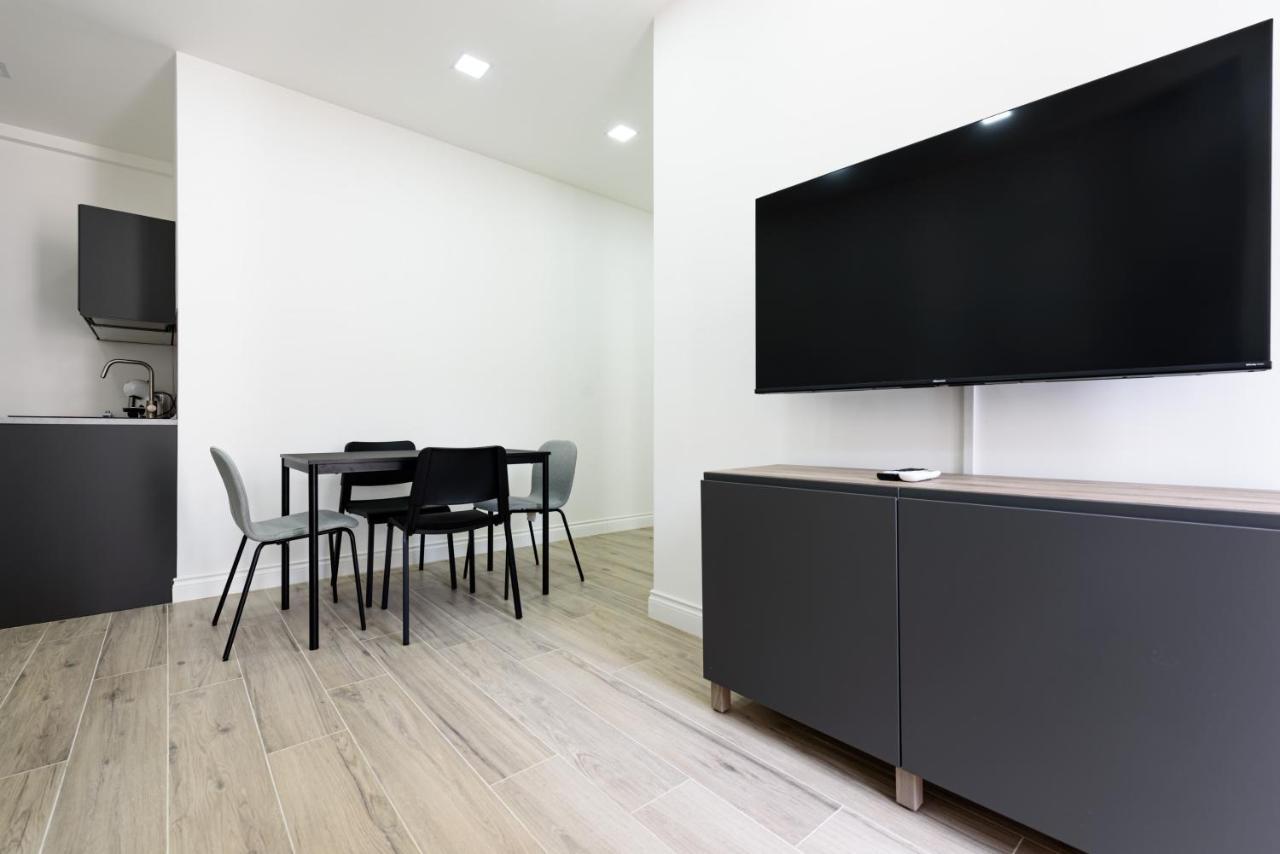 Tommaseo Seaside Apartments Naples Exterior photo