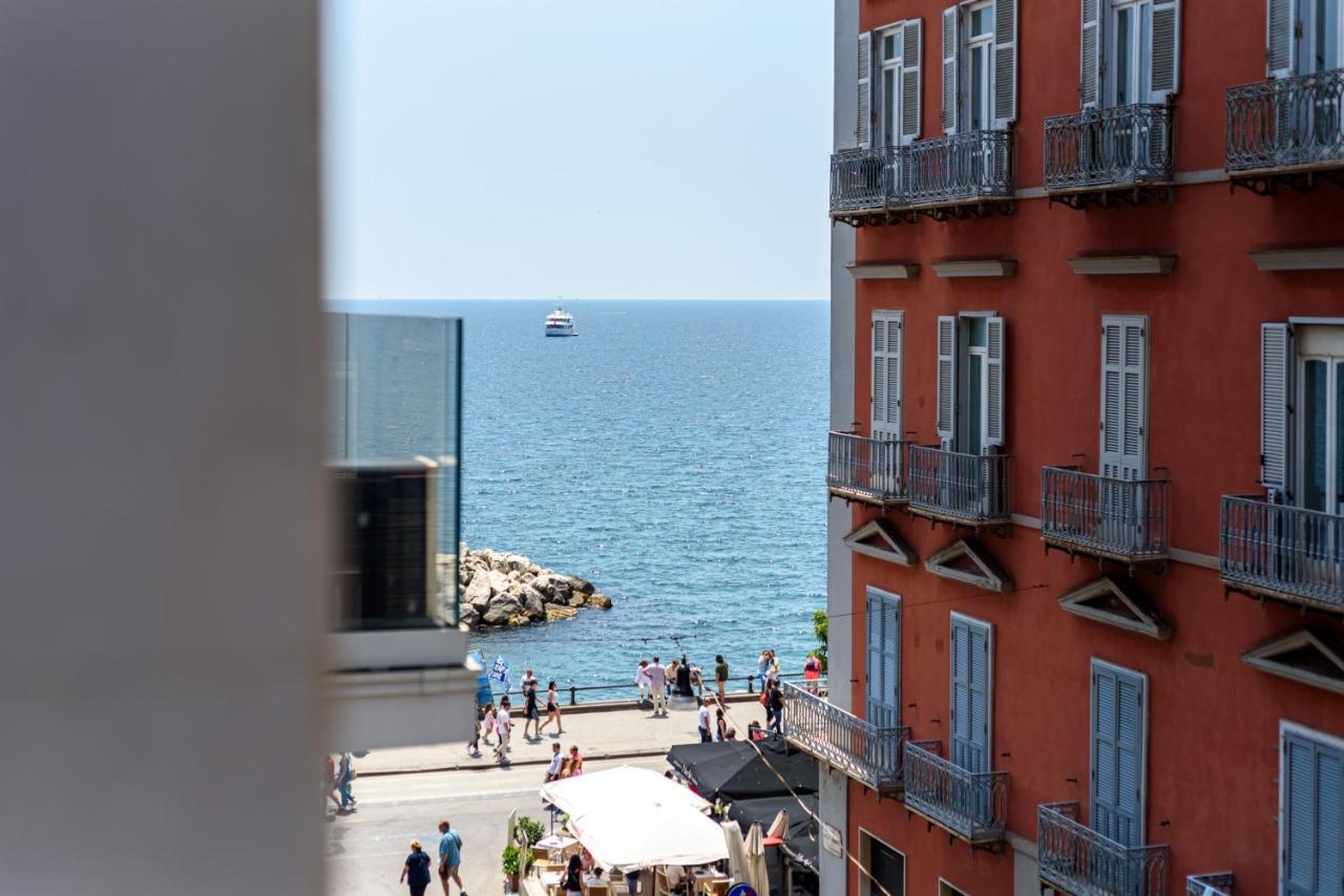 Tommaseo Seaside Apartments Naples Exterior photo