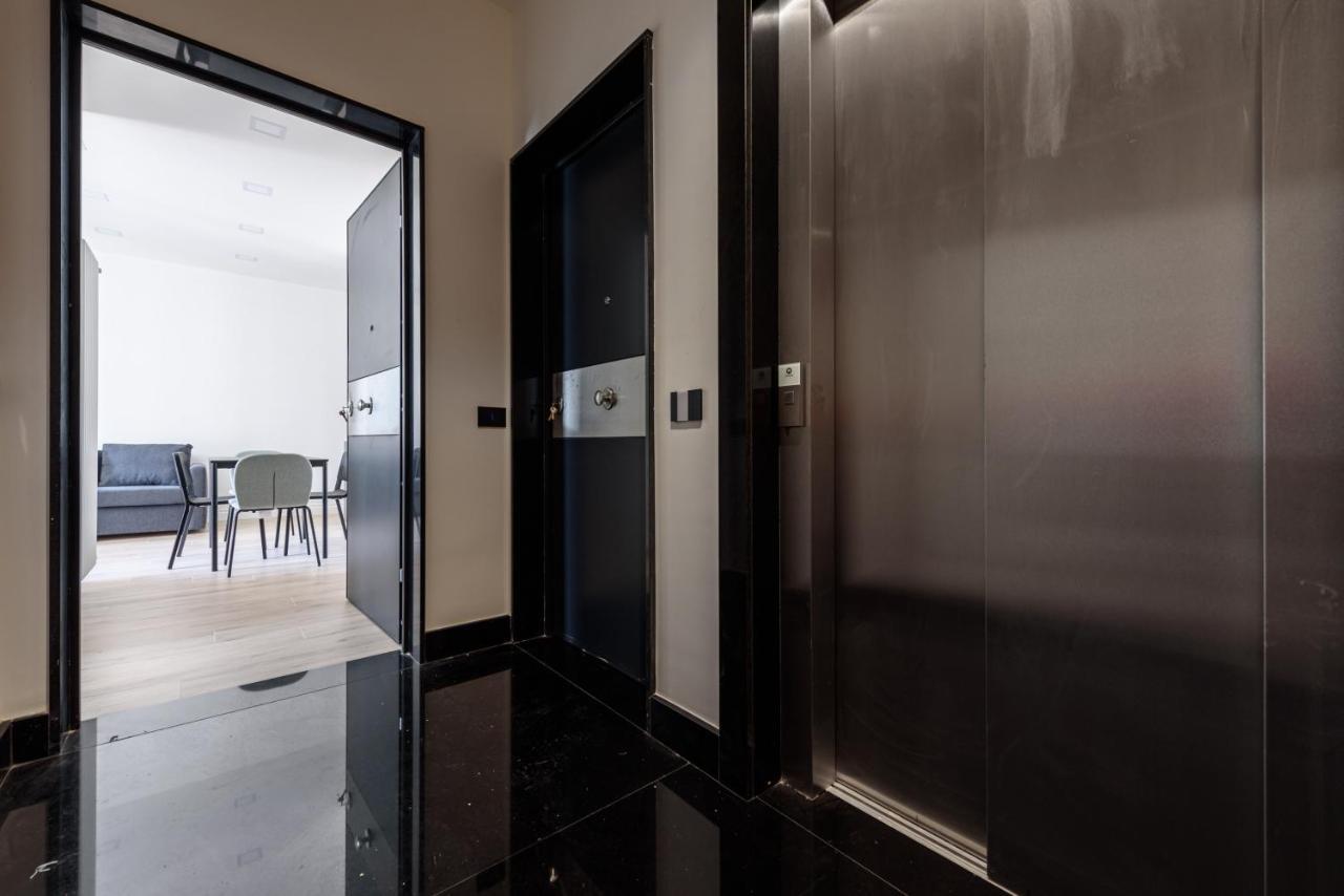 Tommaseo Seaside Apartments Naples Exterior photo